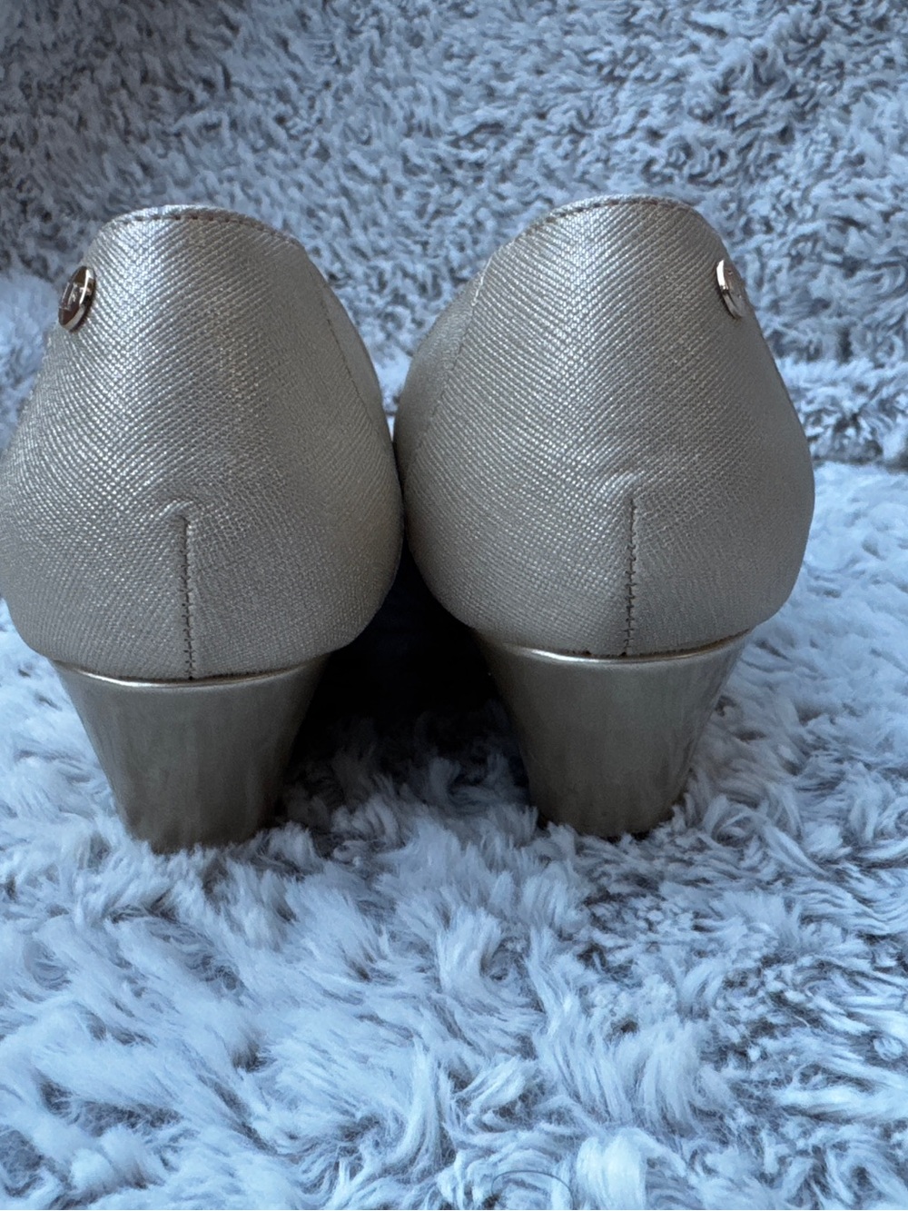 London Fog Champagne Pearl & Crystal Peep-Toe Flats - Picture 4 of 9